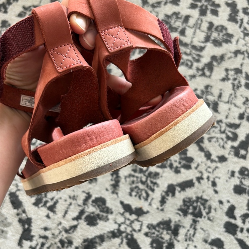 Merrell dusty rose Sandals Comfortable Summer Footwear - Picture 7 of 9